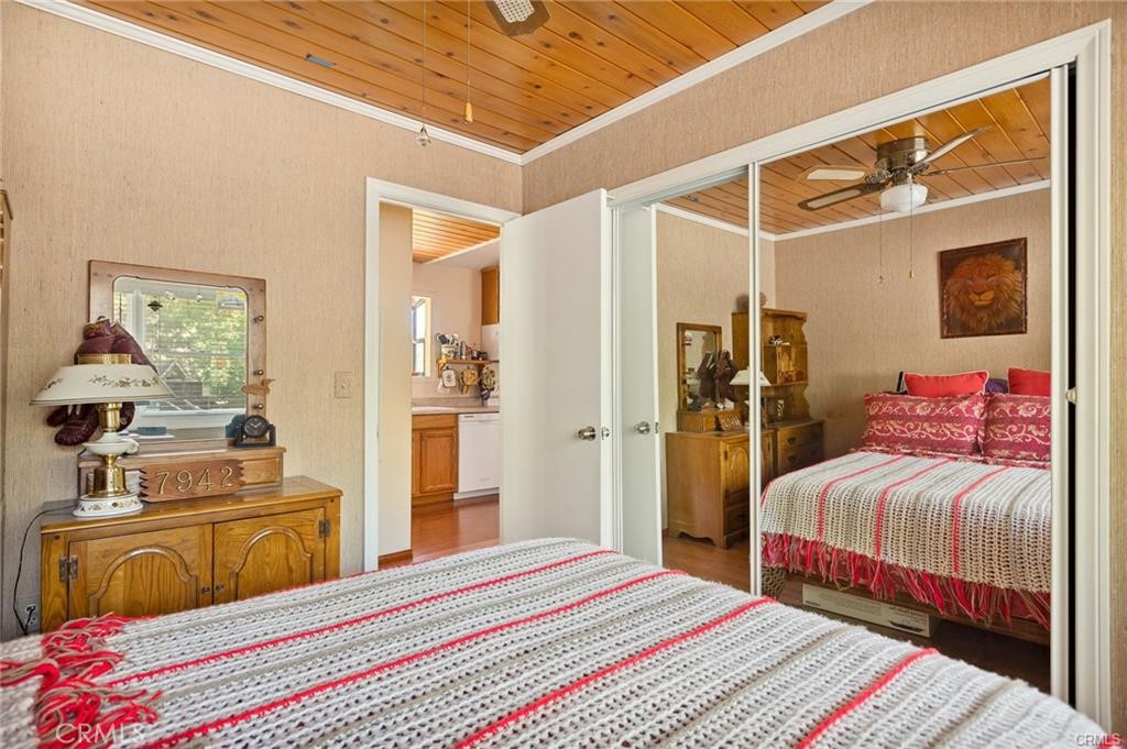 30400 Live Oak Property Photo 14