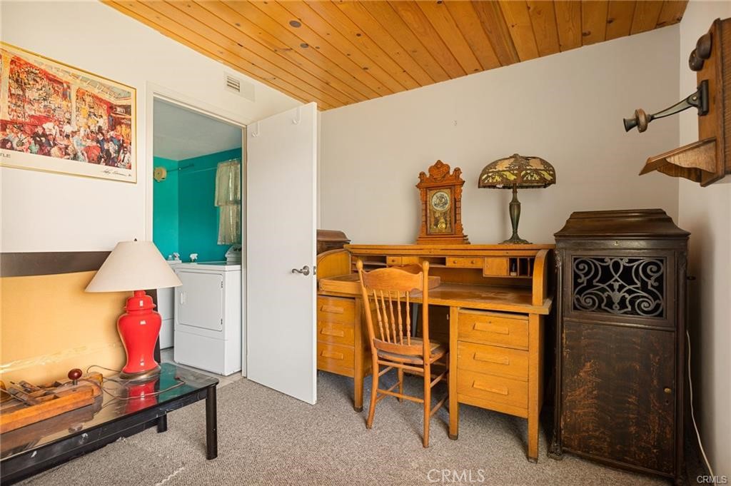 30400 Live Oak Property Photo 16