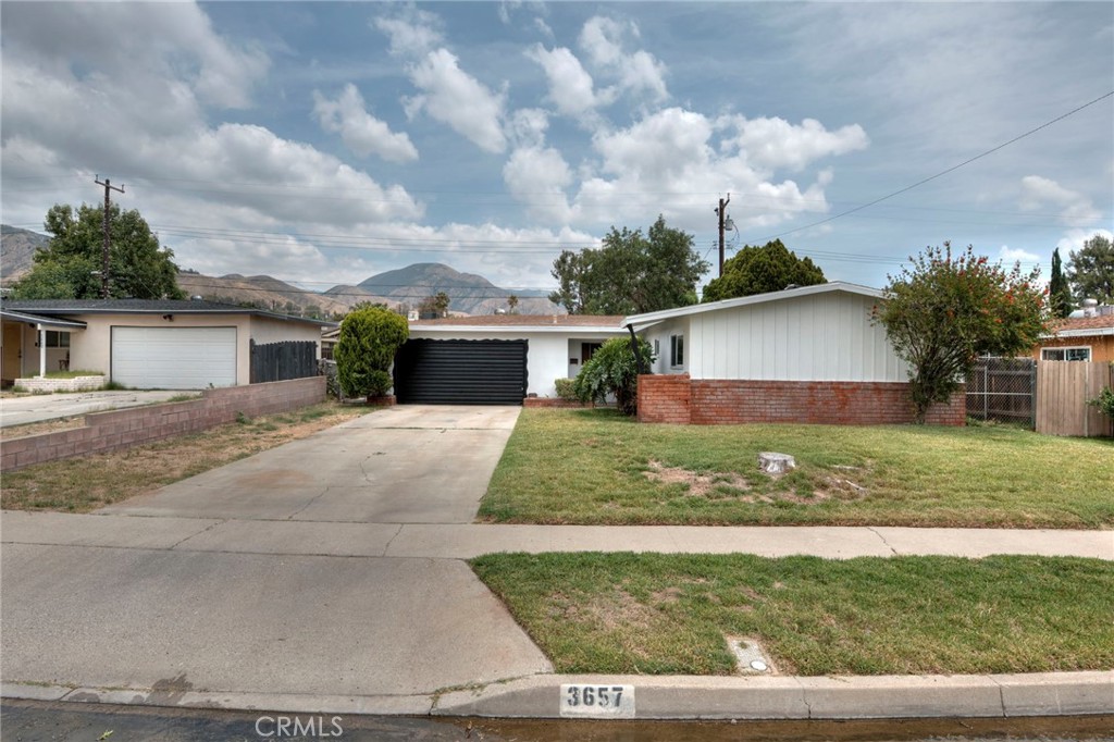 3657 Conejo Drive Property Photo 1