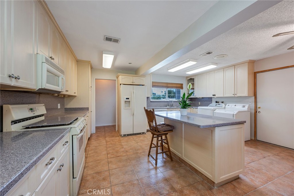 3657 Conejo Drive Property Photo 7