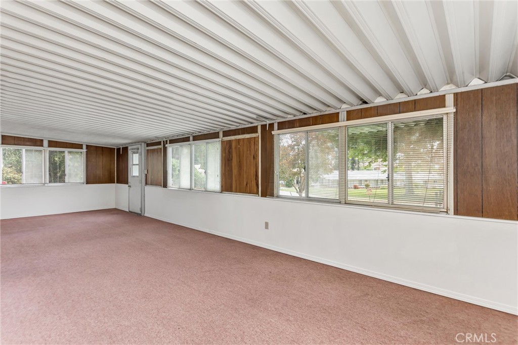 11965 Peach Tree Property Photo 17