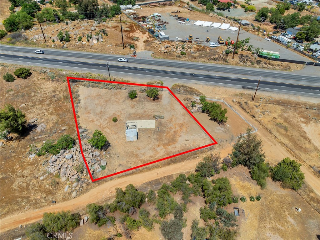 27520 State Highway 74 Property Photo 2