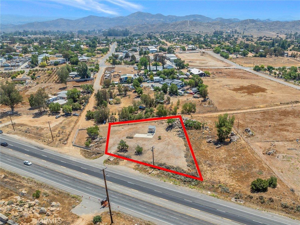 27520 State Highway 74 Property Photo 3