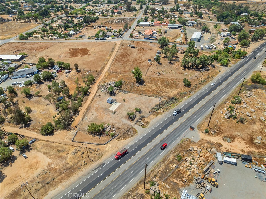27520 State Highway 74 Property Photo 5