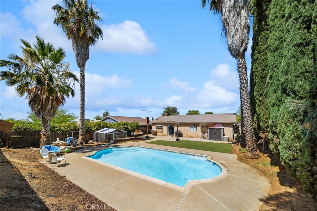 12880 Foreman Ave Property Photo 6