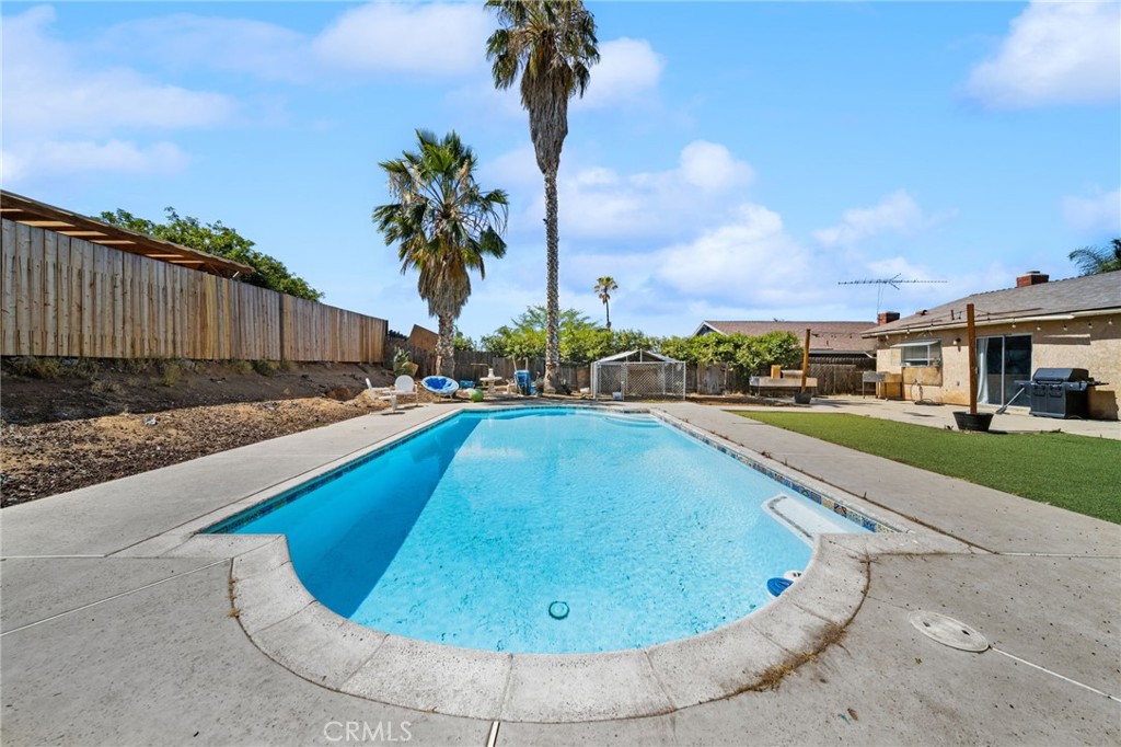 12880 Foreman Ave Property Photo 8