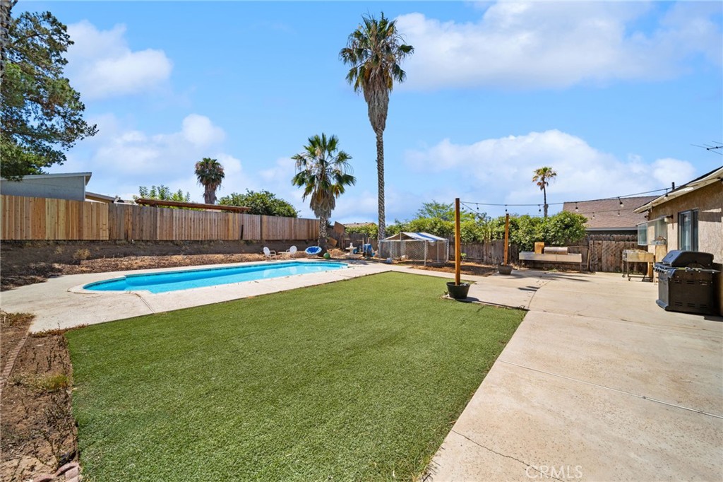 12880 Foreman Ave Property Photo 10