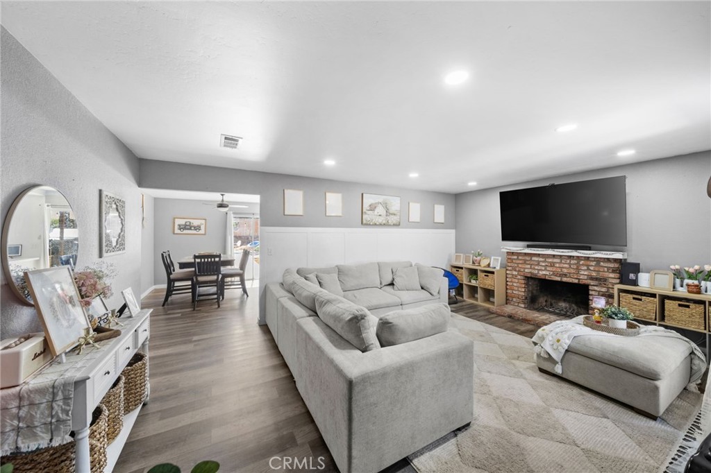 12880 Foreman Ave Property Photo 13
