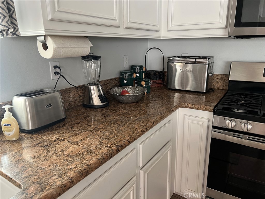 82779 Matthau Property Photo 9