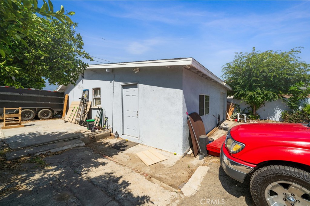 745 E Holt Property Photo 17