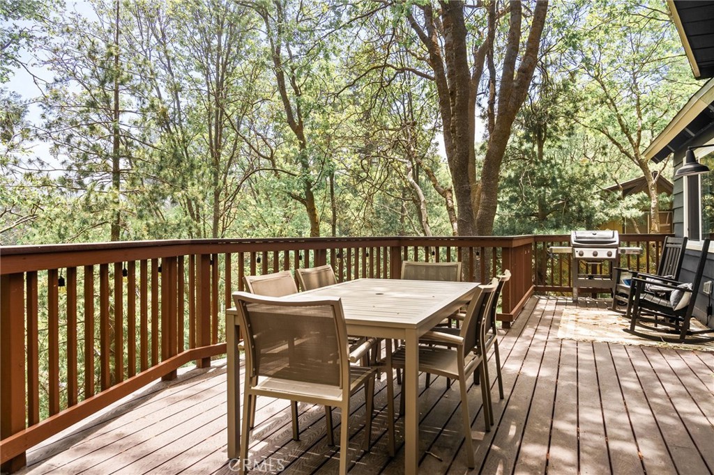 27363 Elmwood Drive Property Photo 17