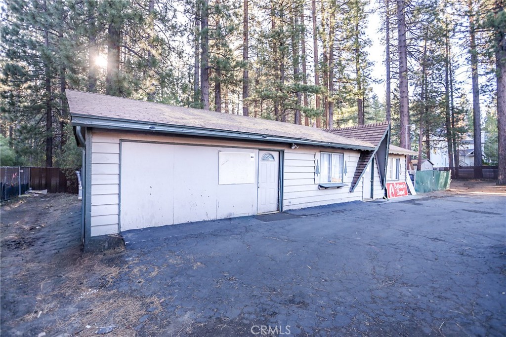 42180 Moonridge Road Property Photo 6