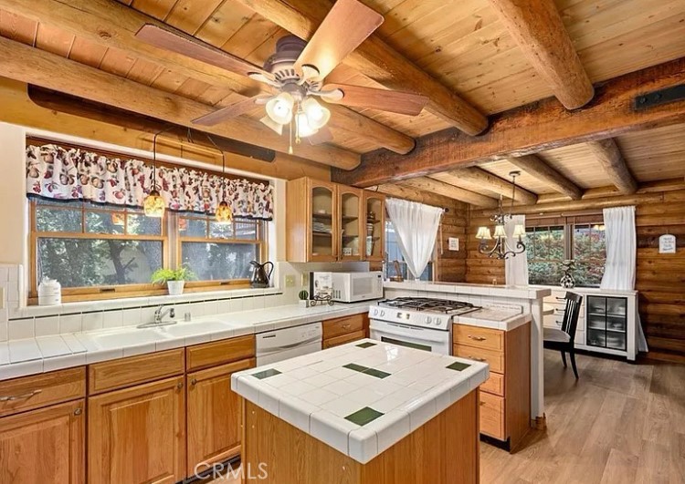 379 Dorn Property Photo 22