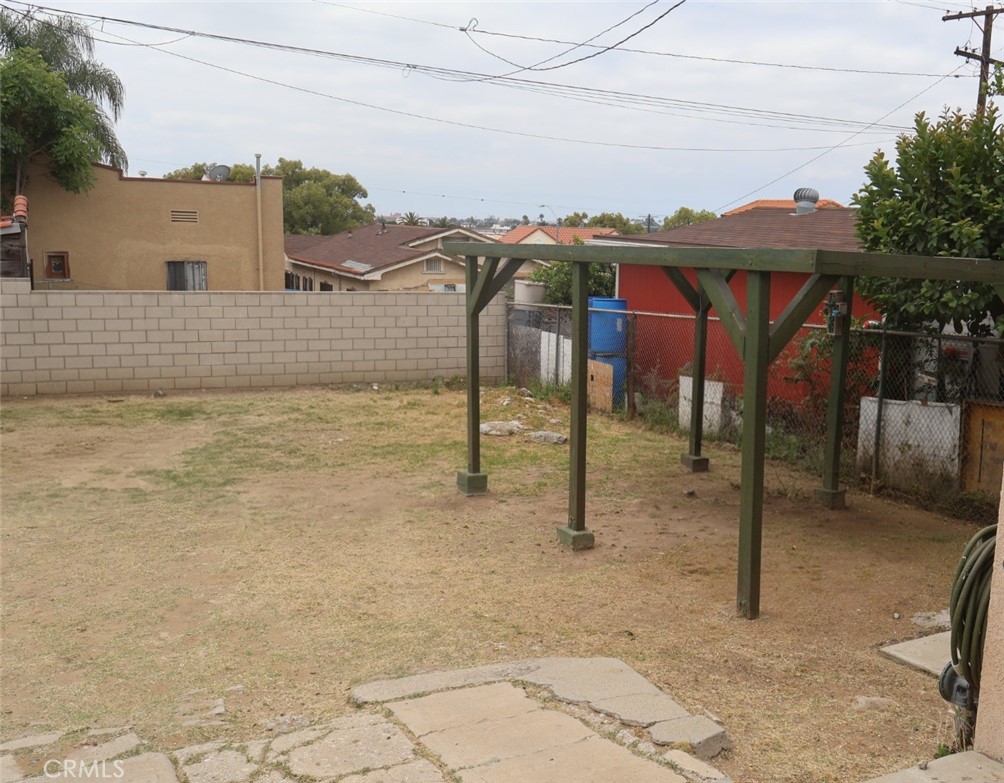 2812 Blanchard Property Photo 5
