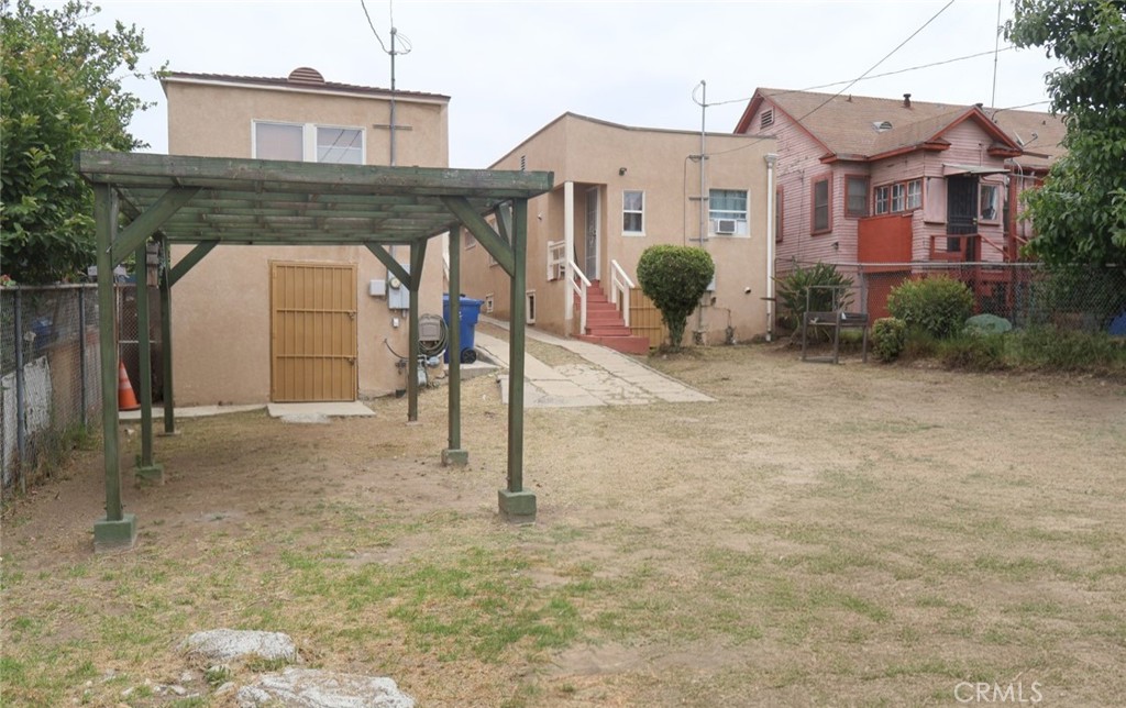 2812 Blanchard Property Photo 6