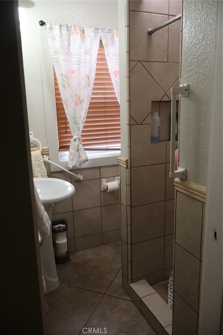 2812 Blanchard Property Photo 14