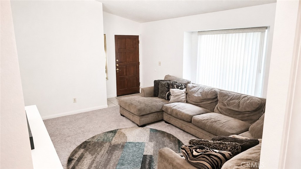 1058 Merced Street Property Photo 3