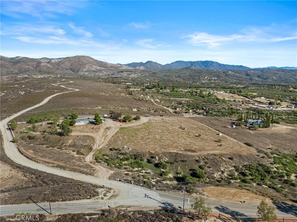 33945 Red Mountain Property Photo 5