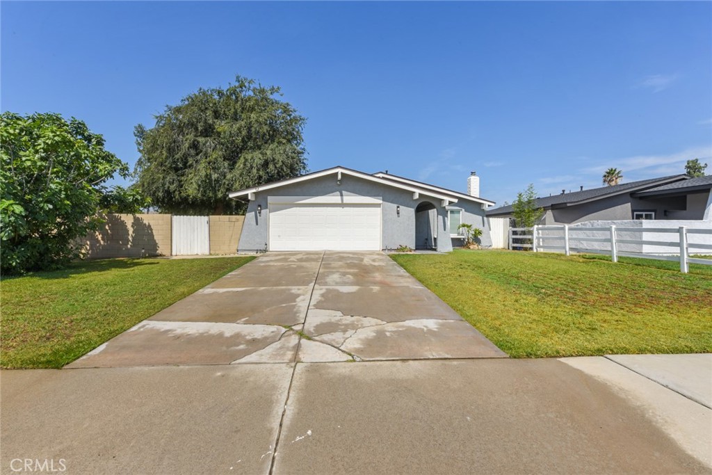 4466 Bartel Property Photo 1