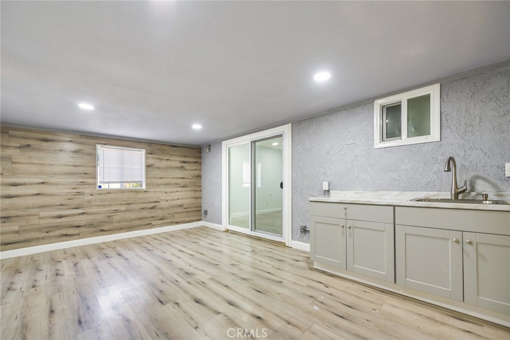 4466 Bartel Property Photo 6