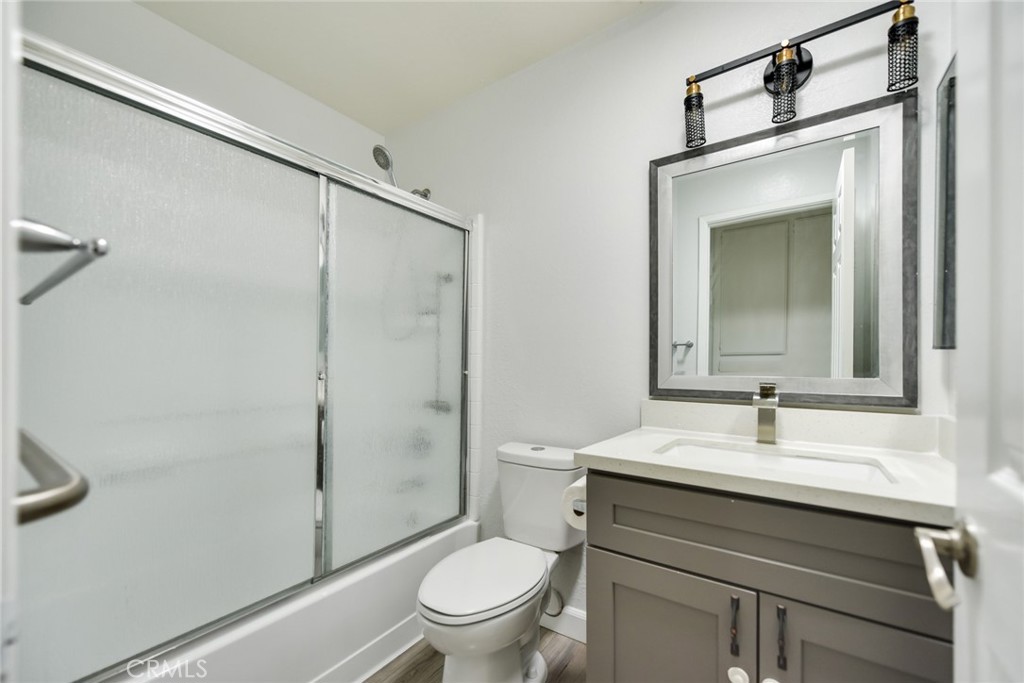 4466 Bartel Property Photo 10