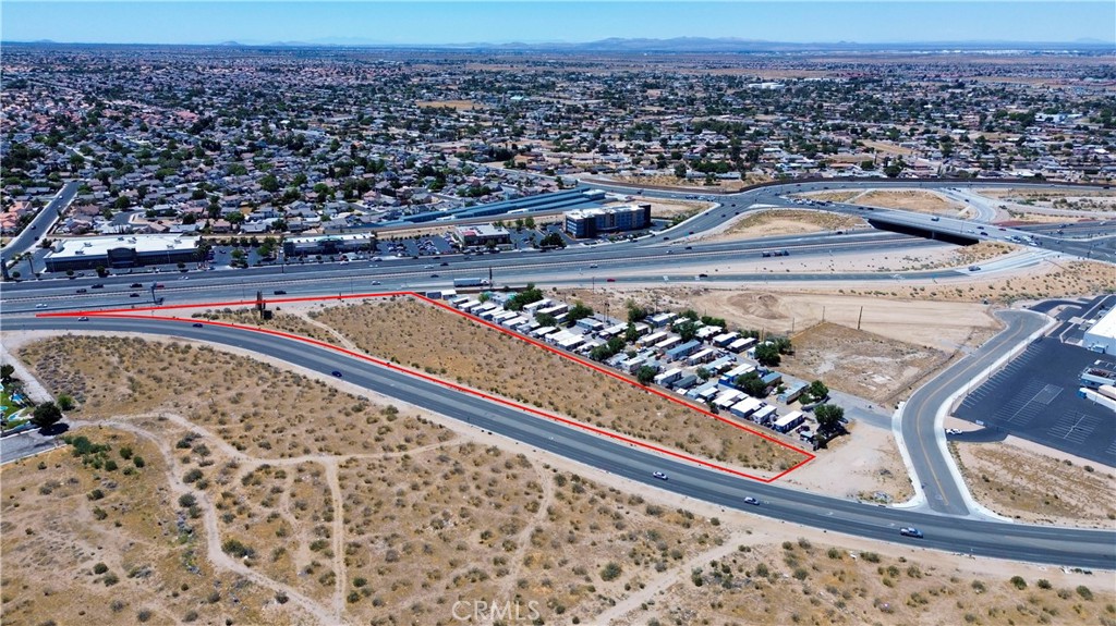 1 Mariposa Road Property Photo 7