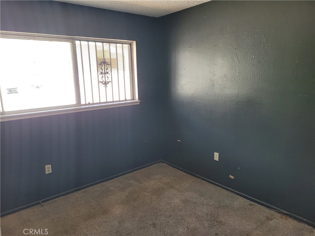 1864 W Virginia Property Photo 6