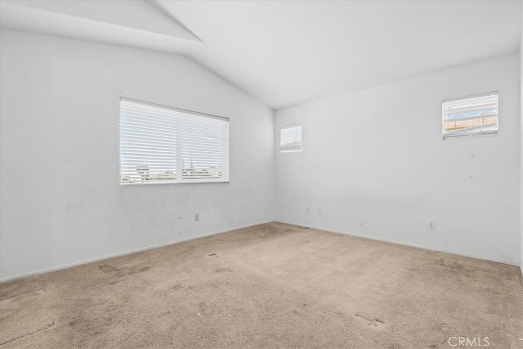 13736 Sunshine Terrace Property Photo 19