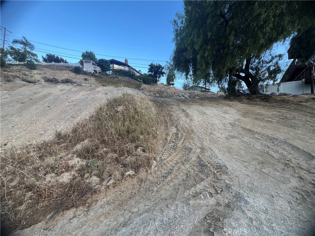 20254 Westpoint Dr. Property Photo 2