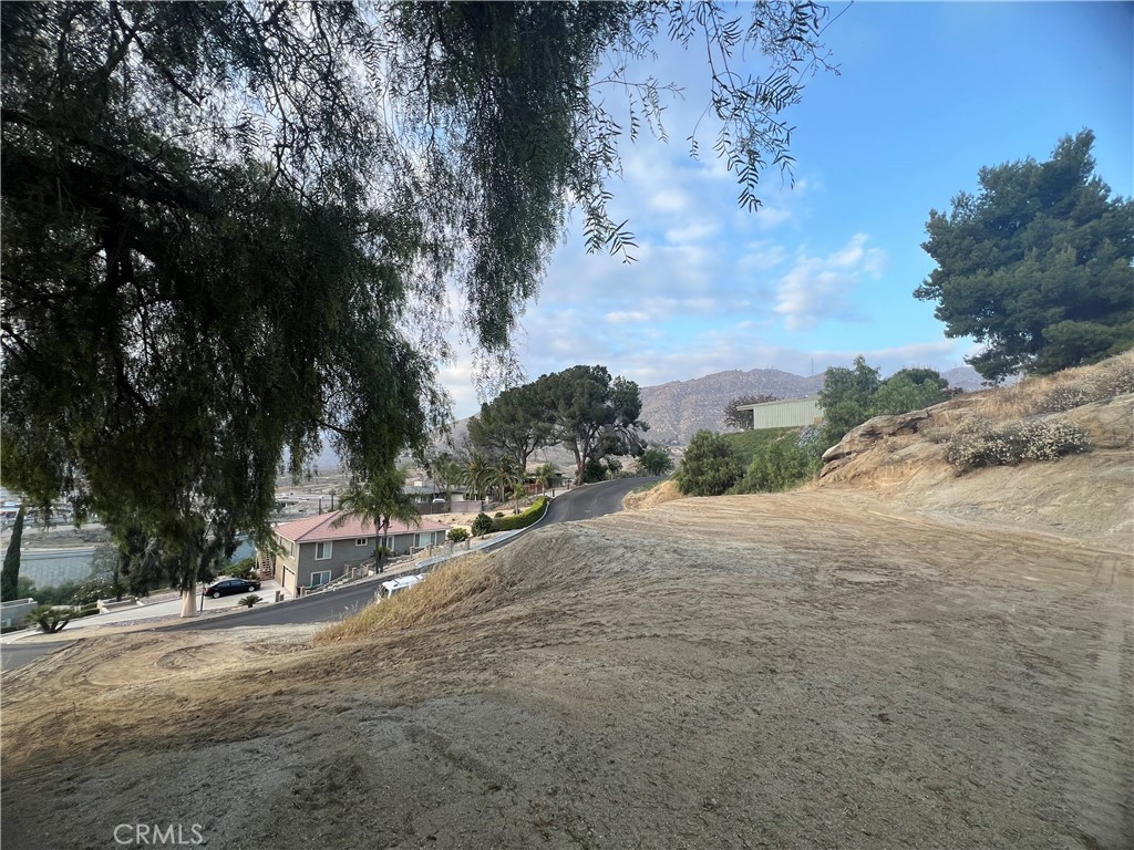 20254 Westpoint Dr. Property Photo 5
