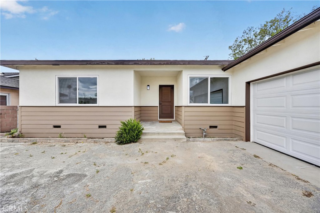 7938 Chantry Avenue Property Photo 1