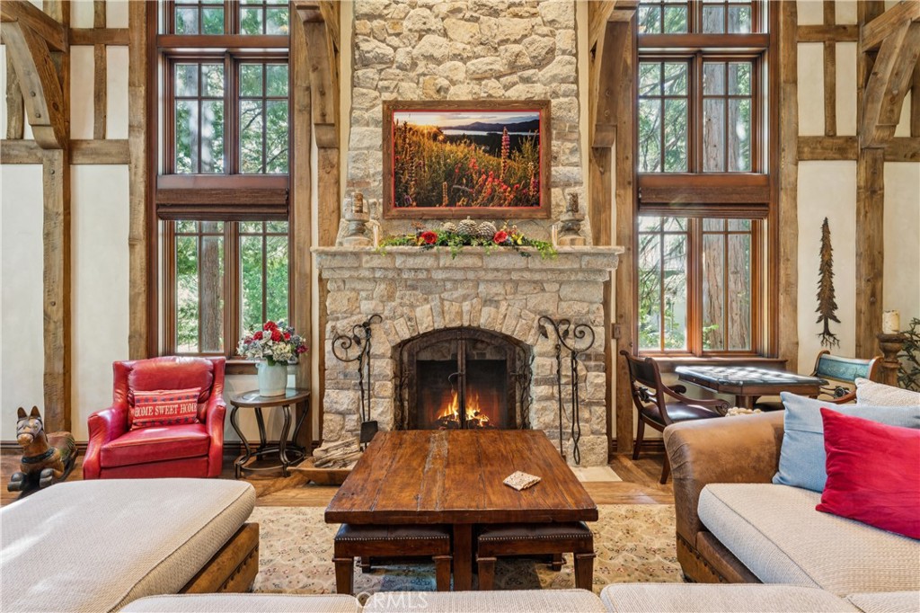 27596 High Knoll Property Photo 6