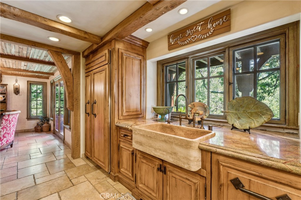 27596 High Knoll Property Photo 21