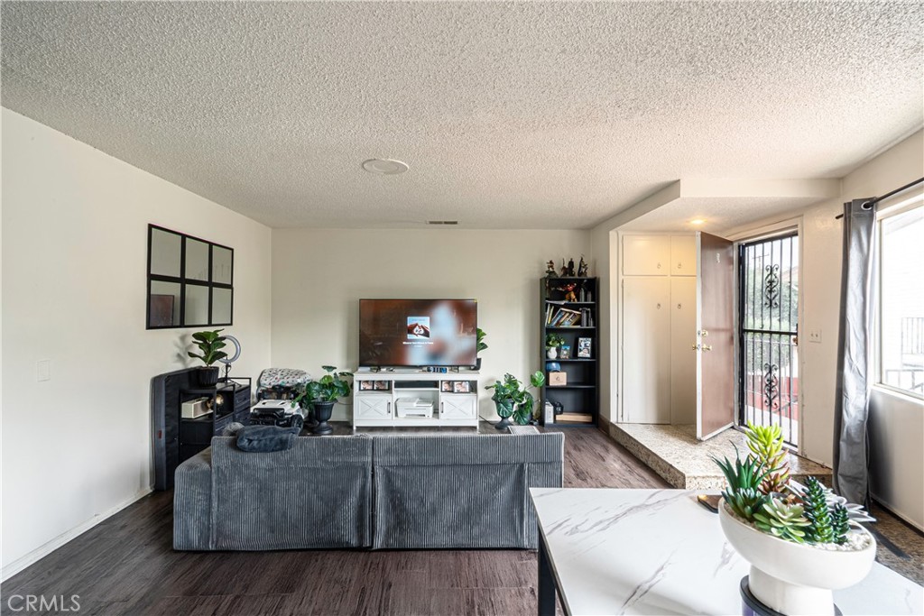 1505 Sepulveda Avenue Property Photo 4