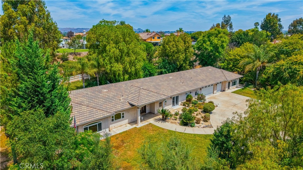 29781 Pasada Rd Property Photo 3