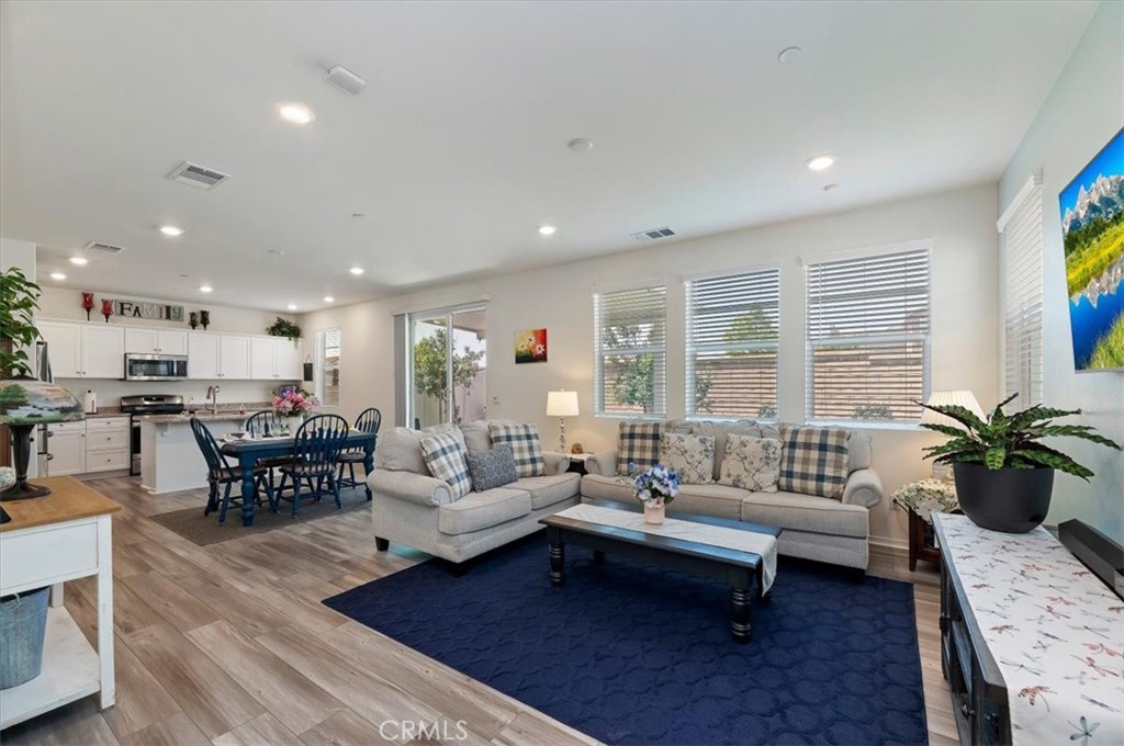 17109 Gray Pine Place Property Photo 1