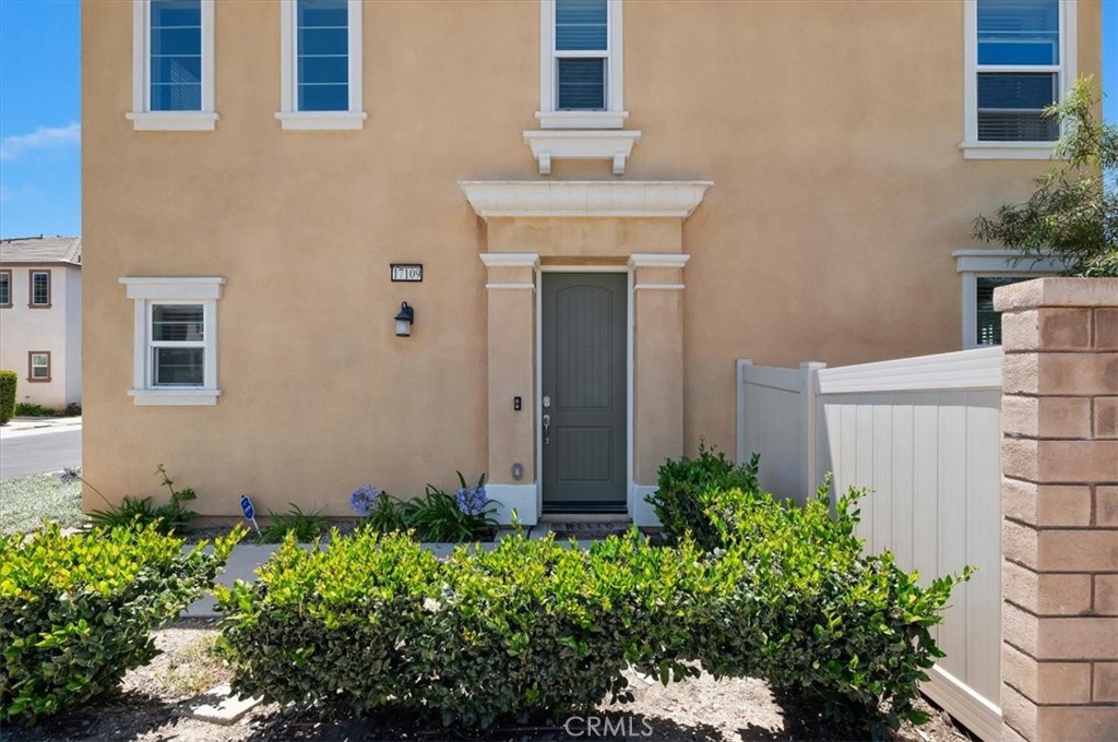 17109 Gray Pine Place Property Photo 7