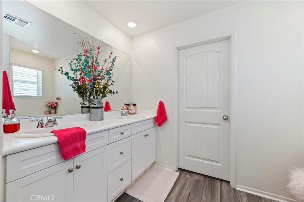17109 Gray Pine Place Property Photo 25