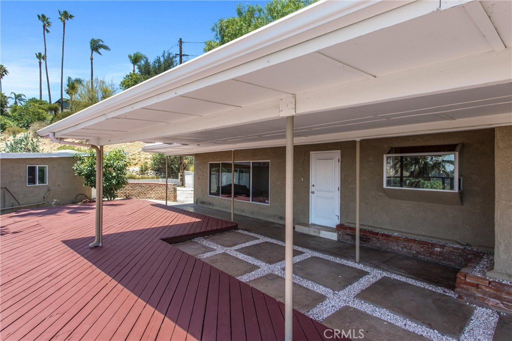 339 Edgerton Drive Property Photo 8