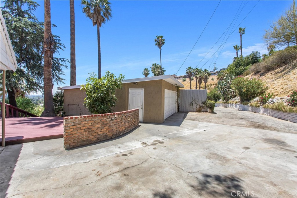 339 Edgerton Drive Property Photo 40