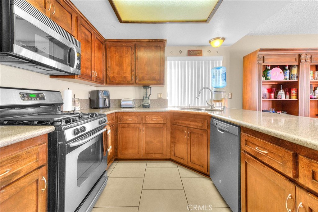 24379 Dyna Place Property Photo 41