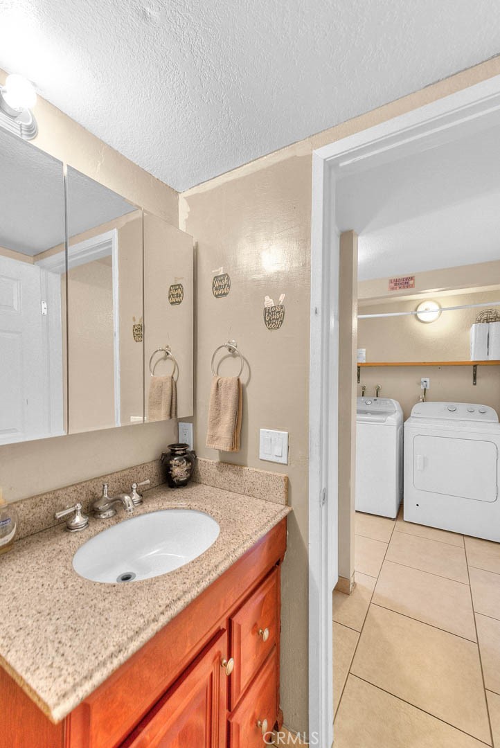 24379 Dyna Place Property Photo 48