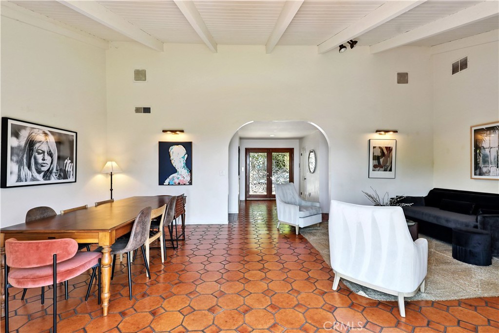 7161 Grasswood Avenue Property Photo 8