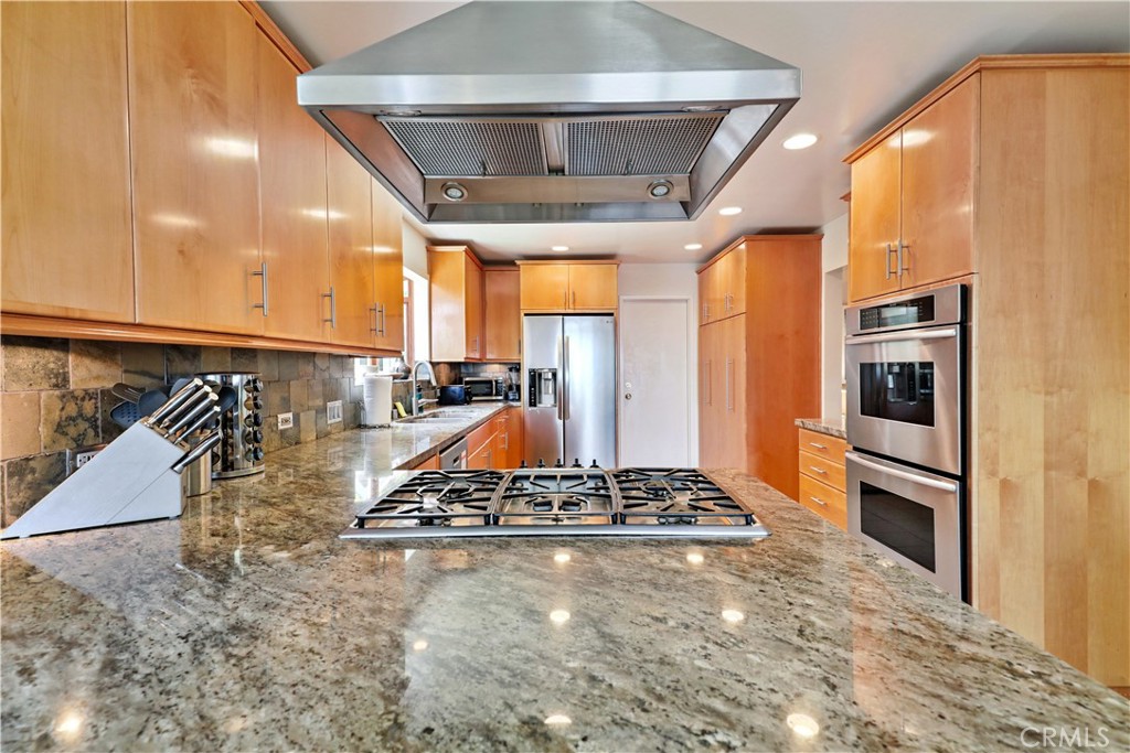 7161 Grasswood Avenue Property Photo 15