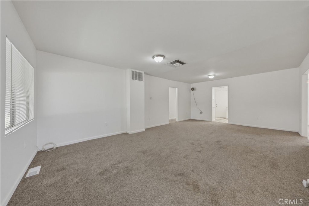 7888 Lankershim Avenue Property Photo 7