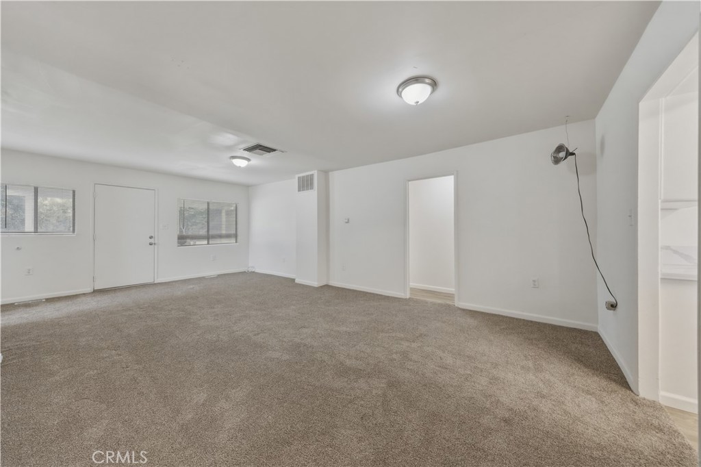7888 Lankershim Avenue Property Photo 11