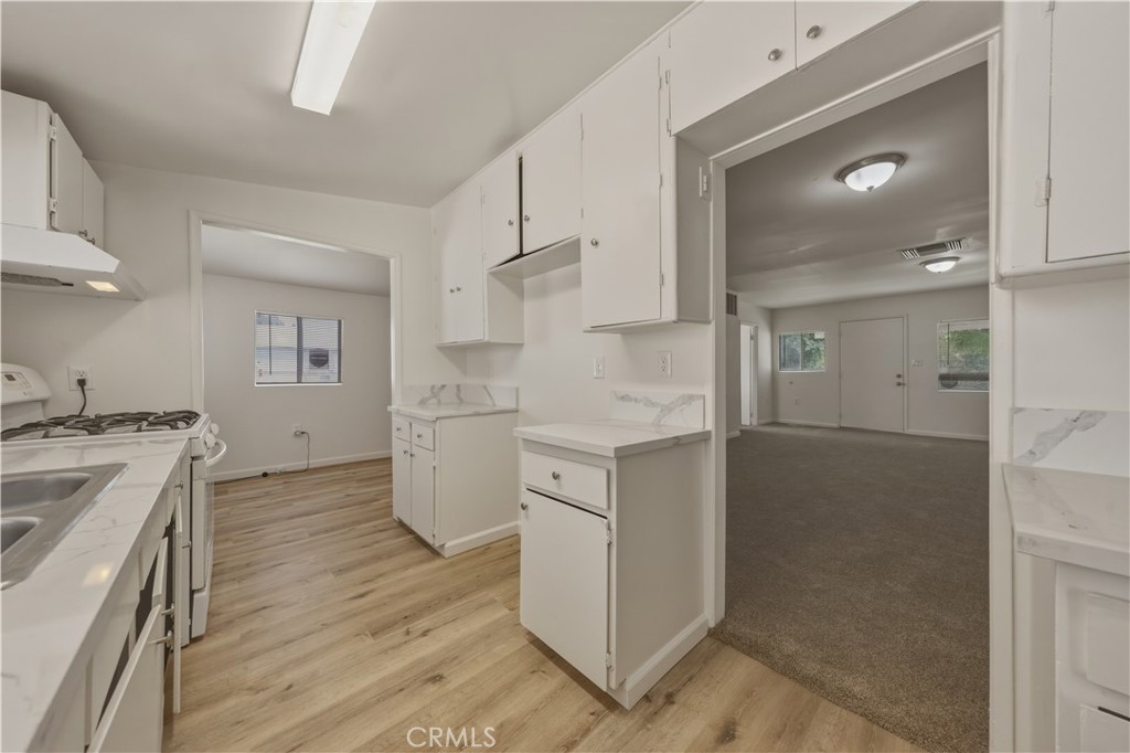 7888 Lankershim Avenue Property Photo 18