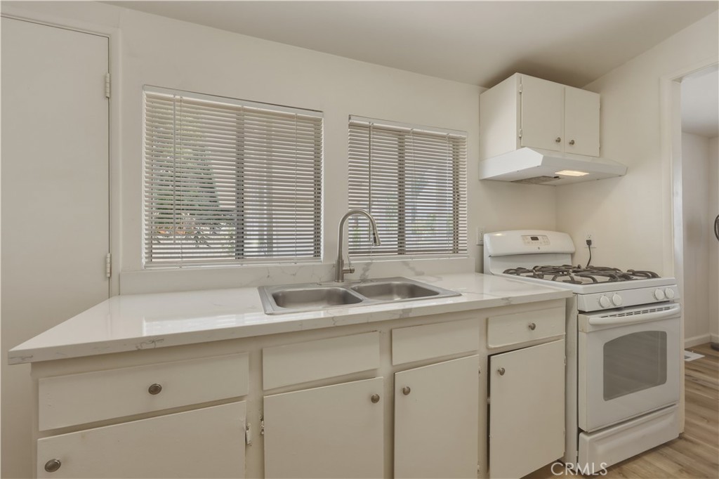 7888 Lankershim Avenue Property Photo 20