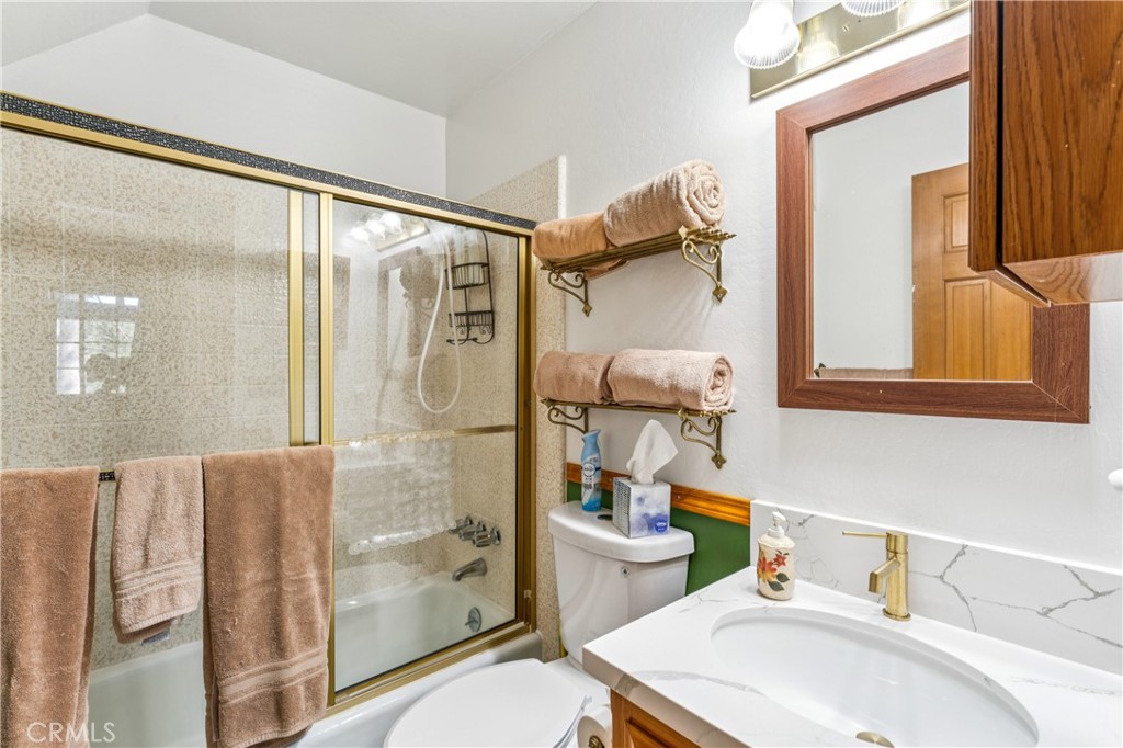 24526 Horst Drive Property Photo 17