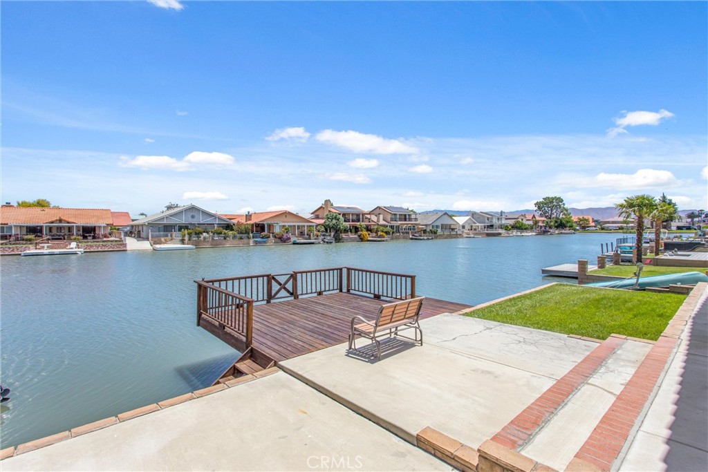 13675 Spring Valley Parkway Property Photo 3